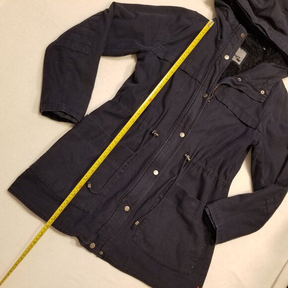 Levi's Women Navy Hooded Jacket Cotton Medium Sherpa Interior Parka Coat Anorak - Picture 9 of 10